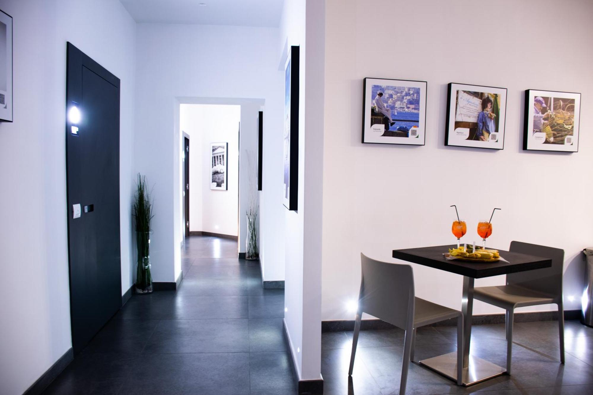 Couette-café Megaris Luxury