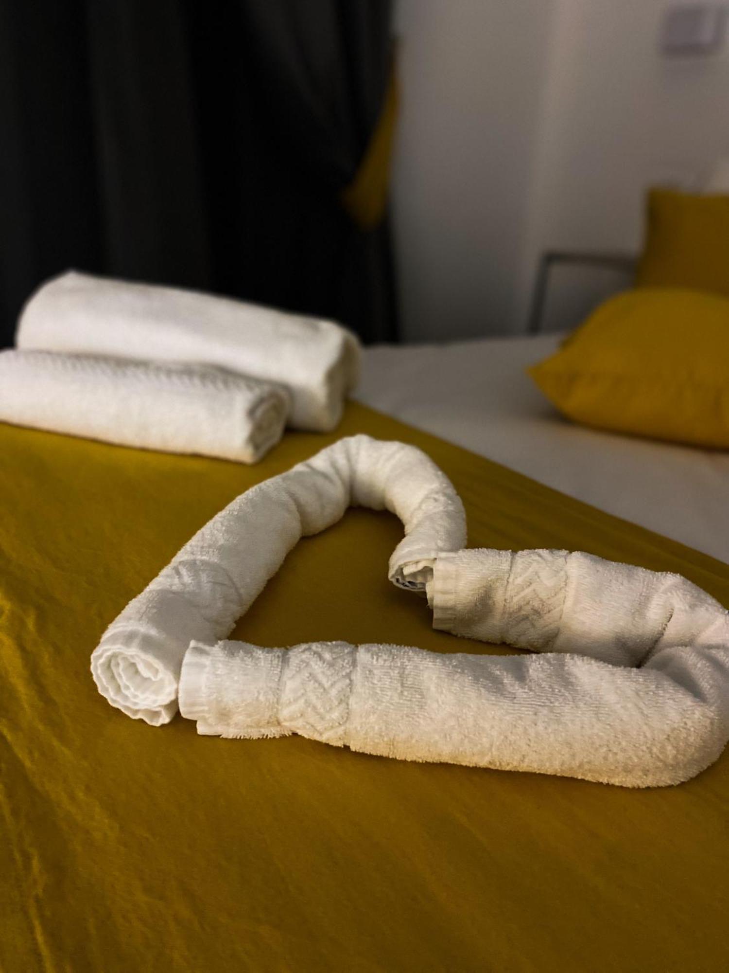 Megaris Luxury Couette-café