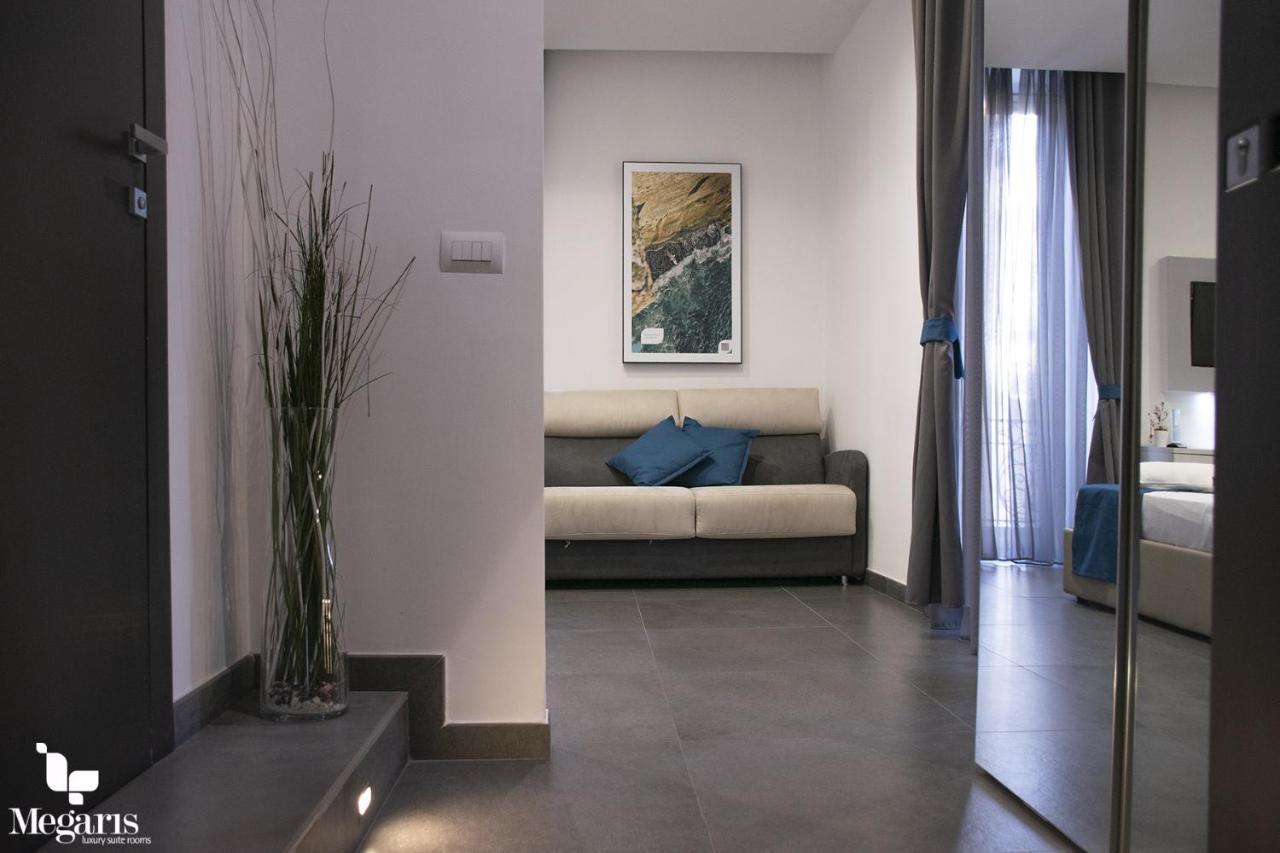 Megaris Luxury * Napels
