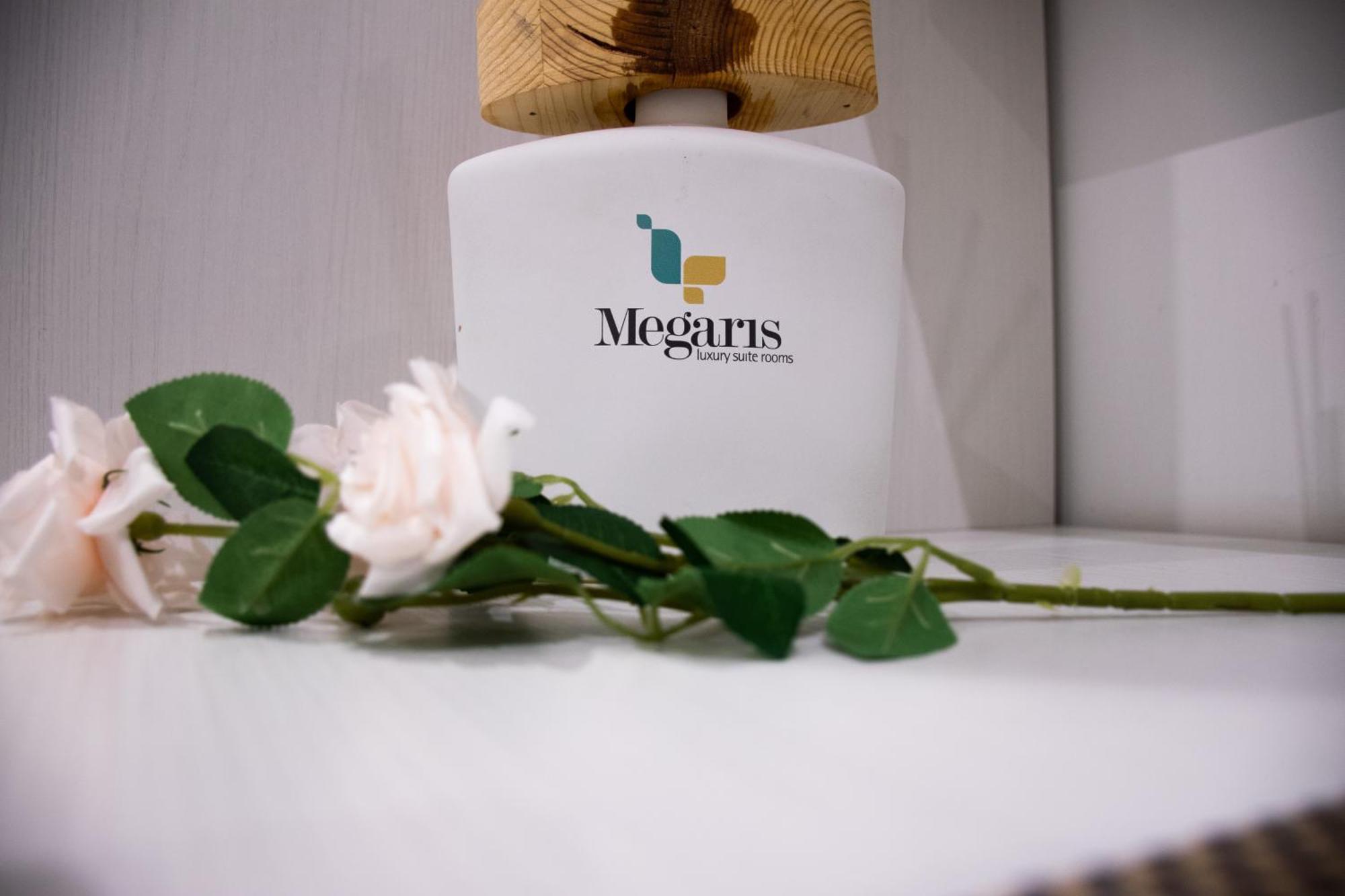 Megaris Luxury Napels