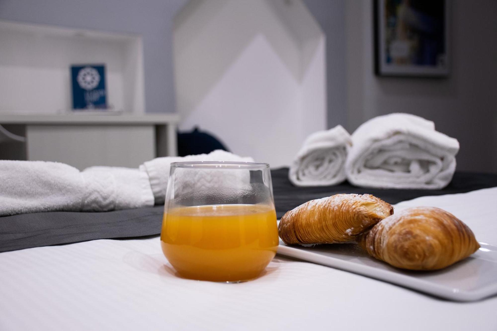 Megaris Luxury Napels