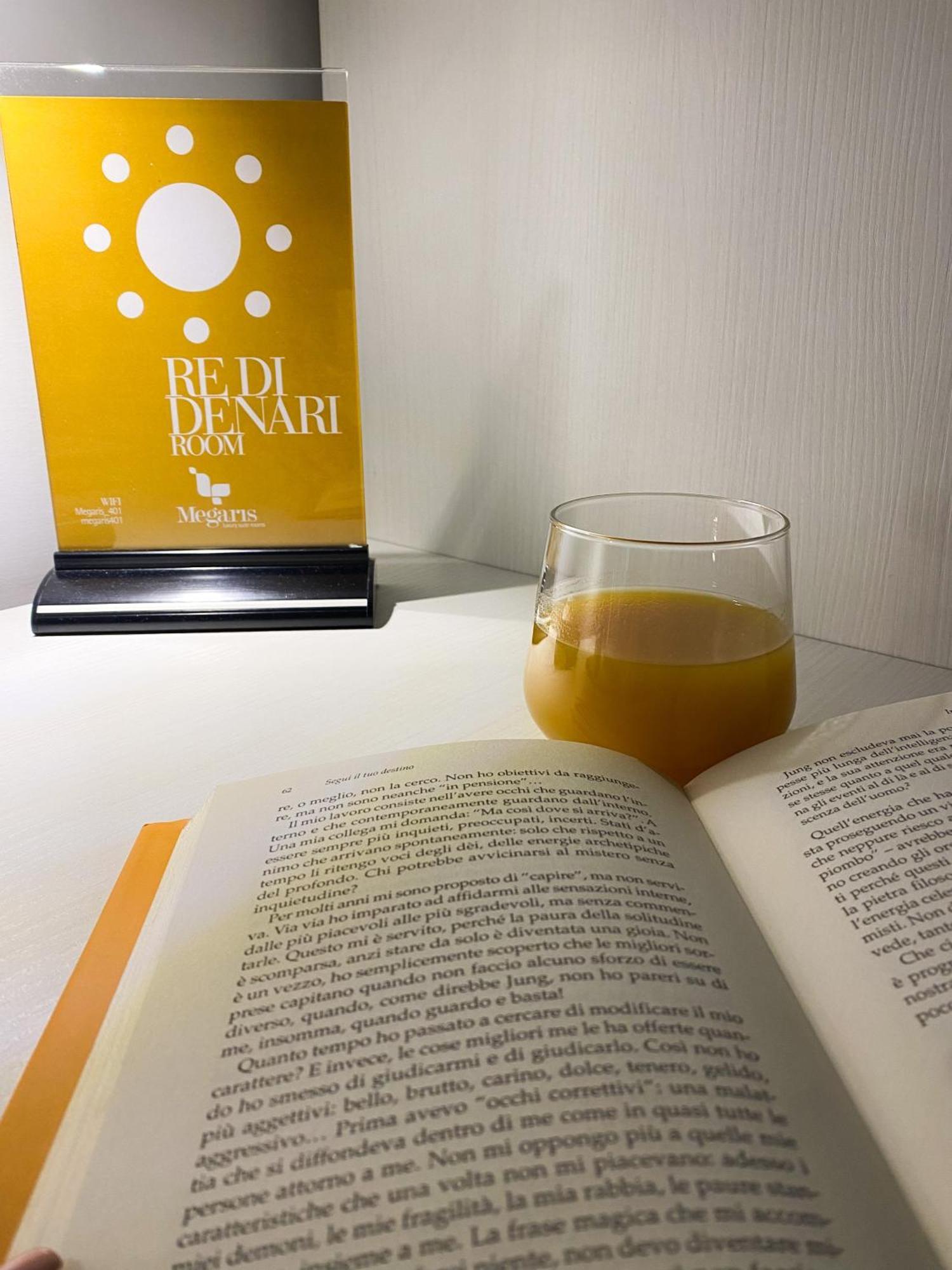 Bed & Breakfast Megaris Luxury Napels